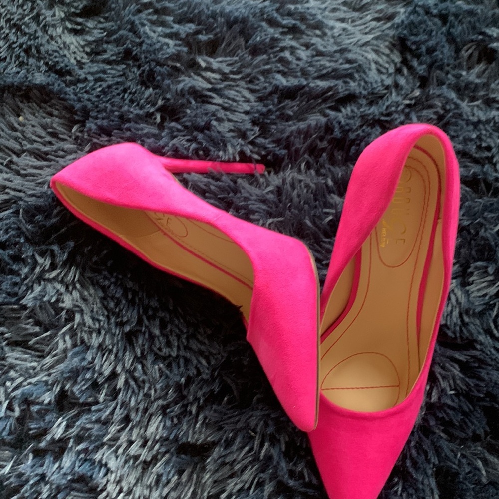 Pointed pumps - Picture 2 of 2
